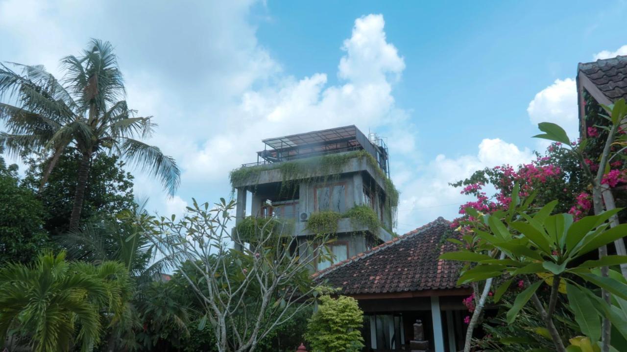 Ohmmstay - Rumah Pendopo Tanjungtirto Exteriér fotografie