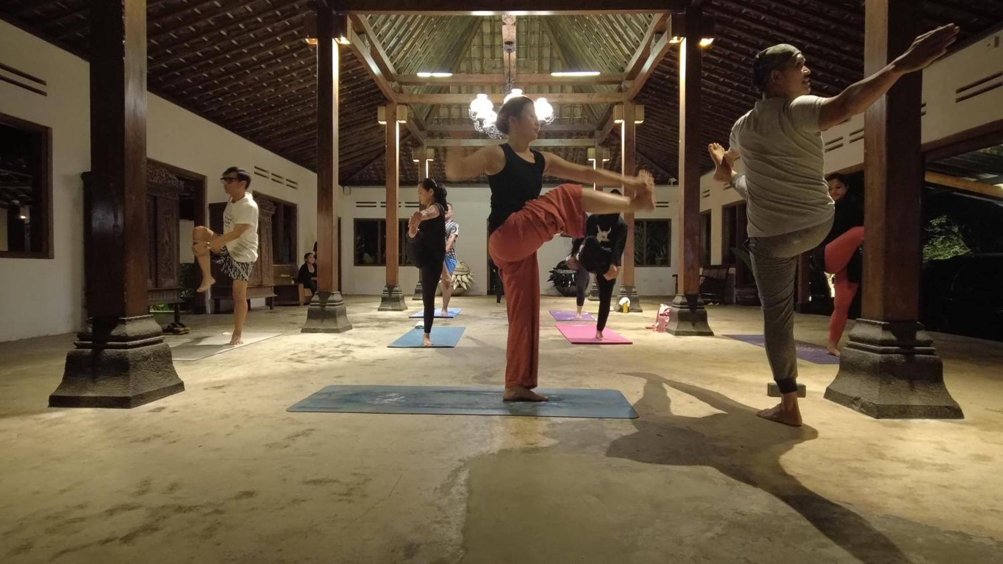 Ohmmstay - Rumah Pendopo Tanjungtirto Exteriér fotografie