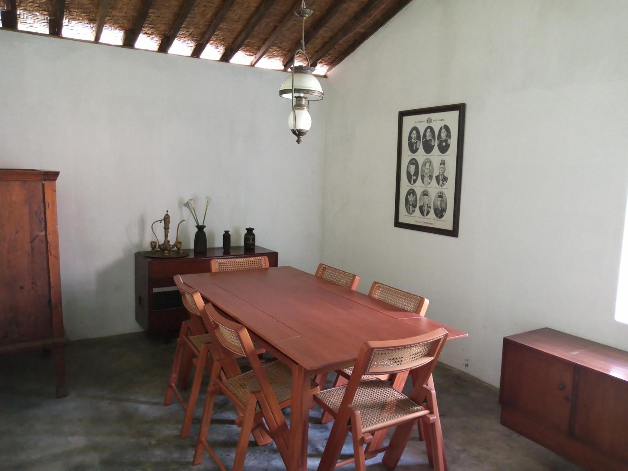 Ohmmstay - Rumah Pendopo Tanjungtirto Exteriér fotografie