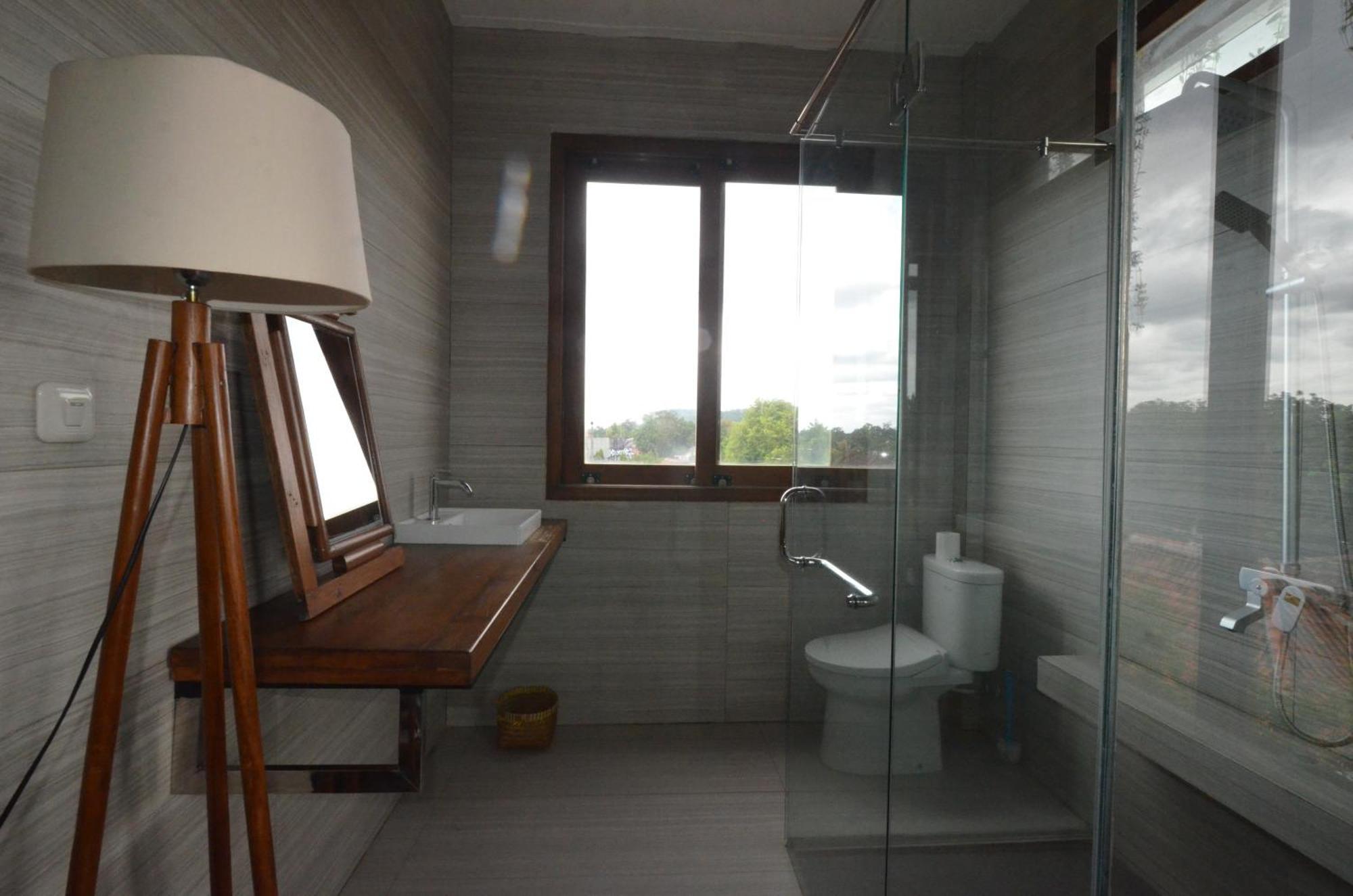 Ohmmstay - Rumah Pendopo Tanjungtirto Exteriér fotografie