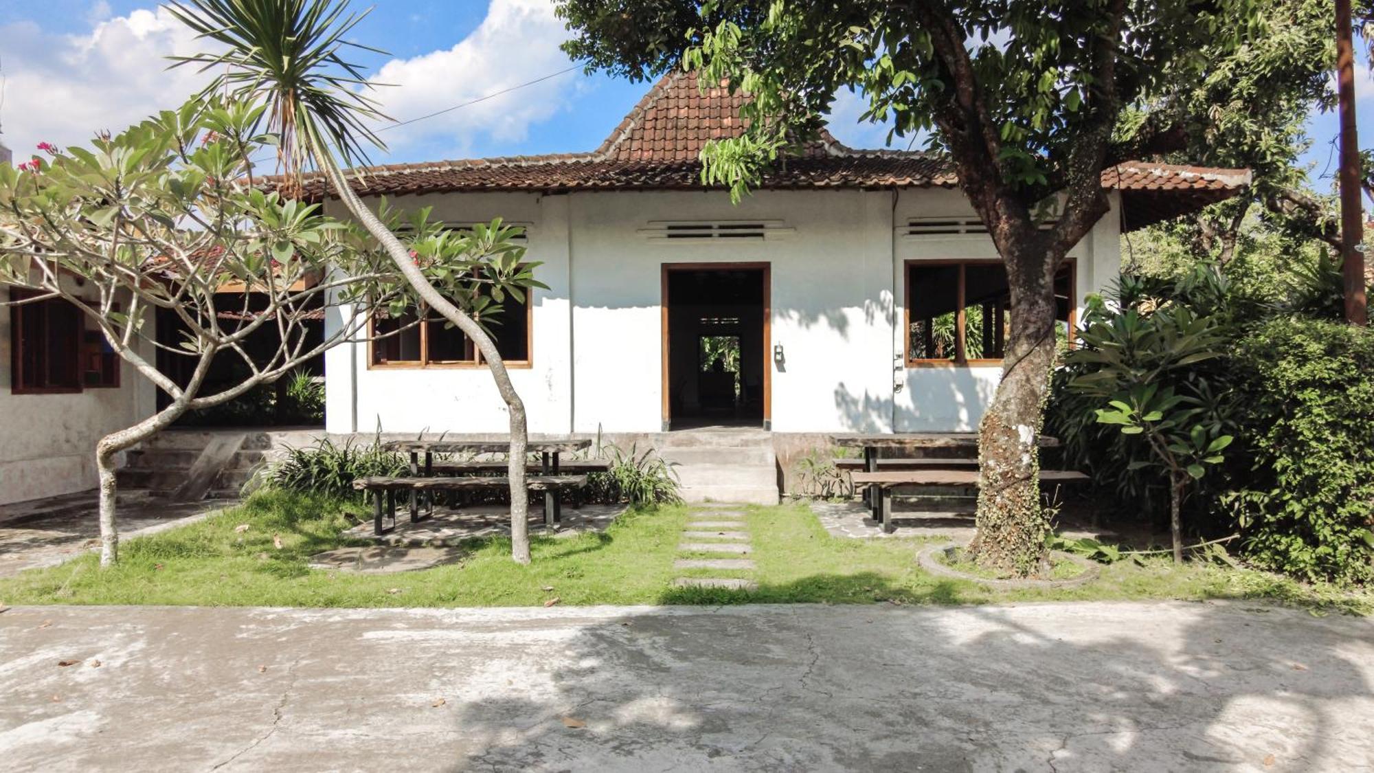 Ohmmstay - Rumah Pendopo Tanjungtirto Exteriér fotografie