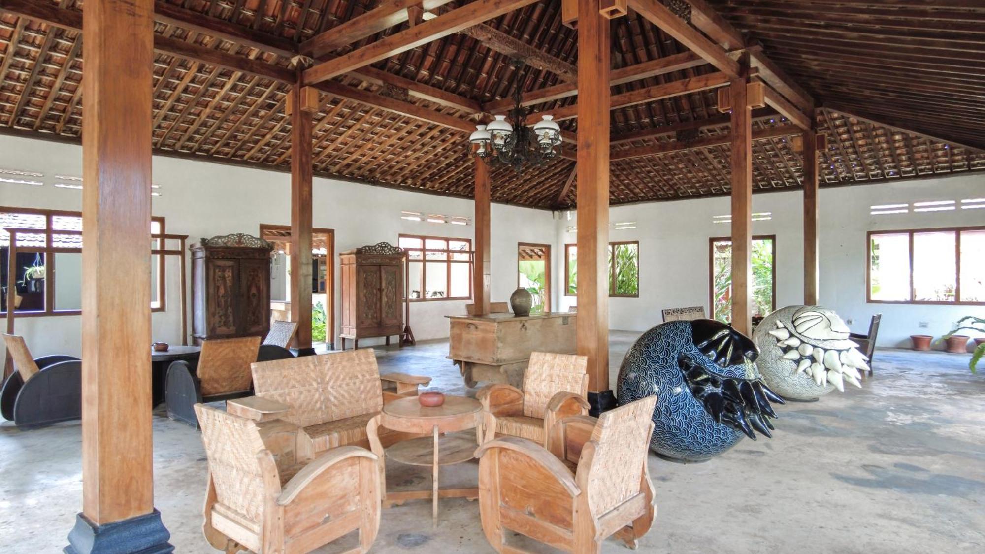 Ohmmstay - Rumah Pendopo Tanjungtirto Exteriér fotografie