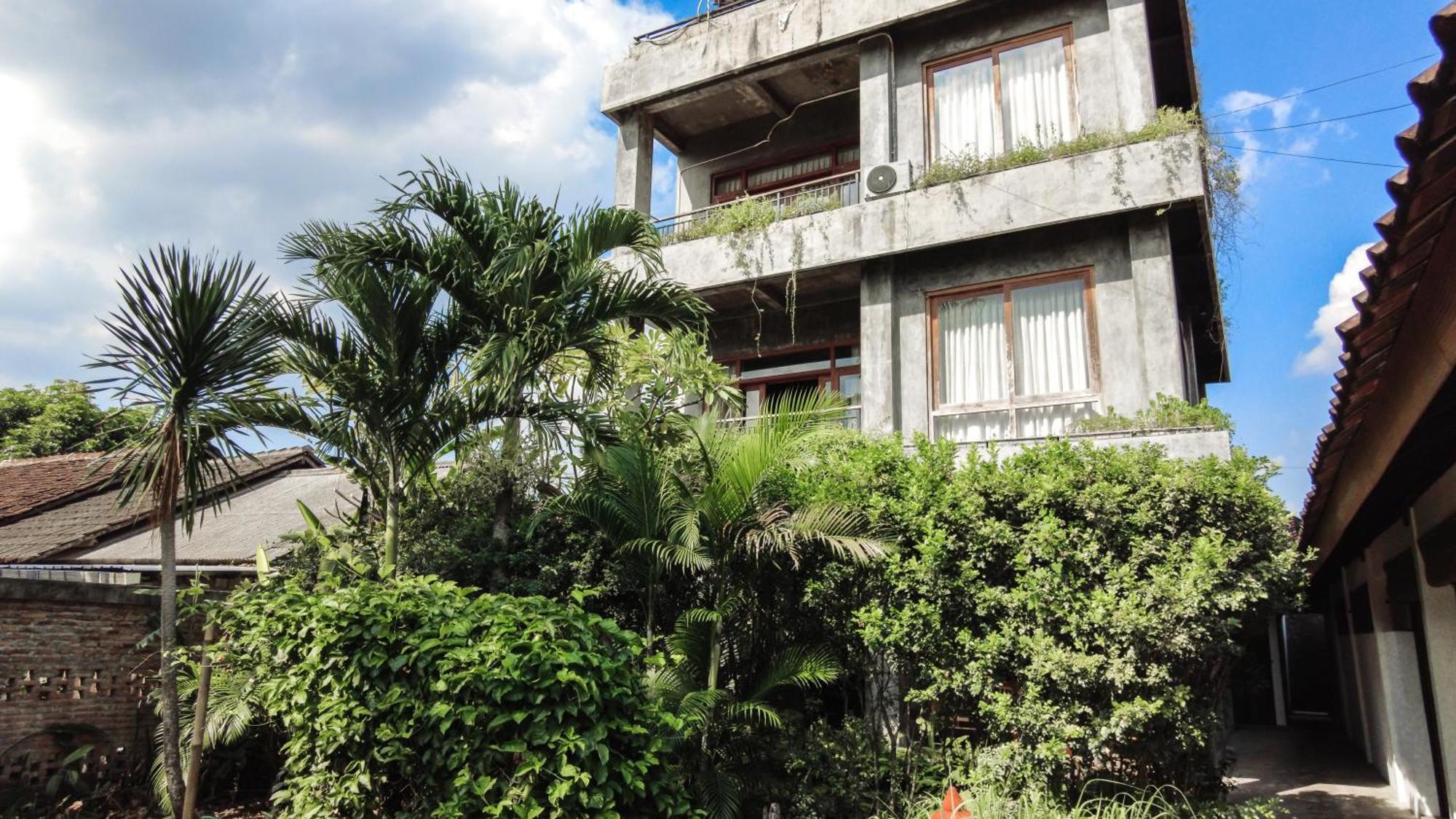 Ohmmstay - Rumah Pendopo Tanjungtirto Exteriér fotografie