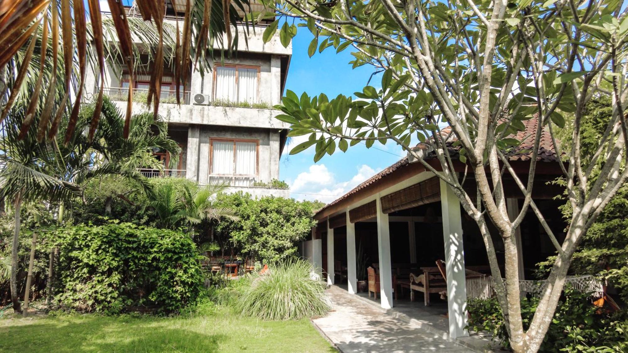 Ohmmstay - Rumah Pendopo Tanjungtirto Exteriér fotografie